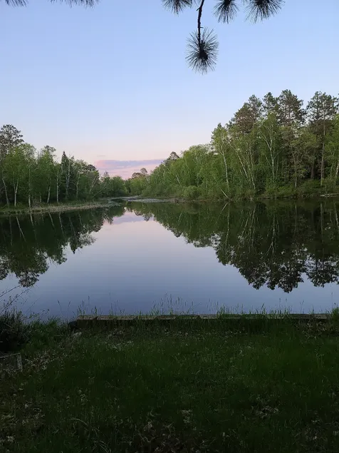 Cheerful, quiet cabin on Straight Lake. - Image 1