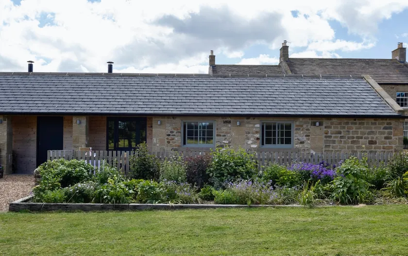 Luxury cottage with views in beautiful Yorkshire - Image 1