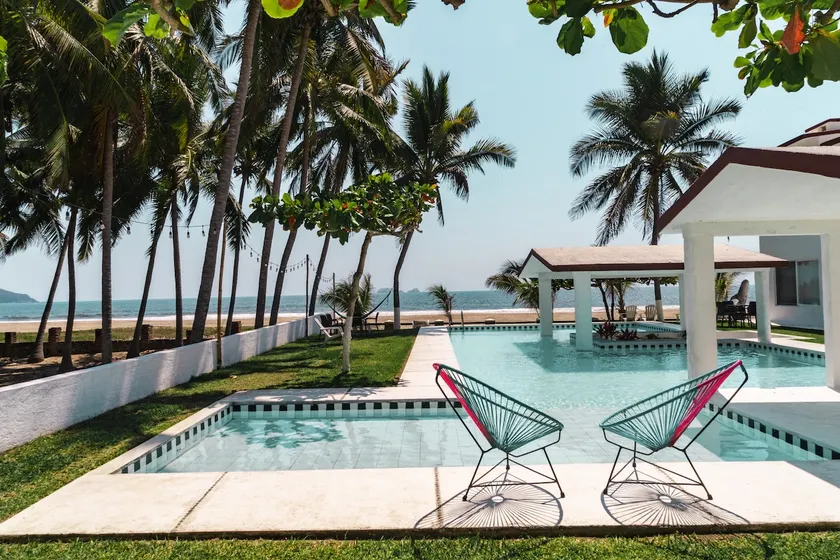 Villas Malaki, tu casa frente al mar en Zihuatanejo - Image 1