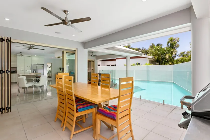 Harbour Drive Luxury in Bluewater Estate - Image 1