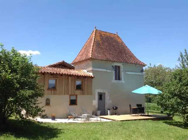 17th C French Pigeonaire - magical romantic couples retreat - Image 1