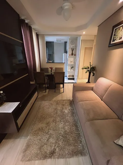 Equipped apartment with an excellent location. - Image 1
