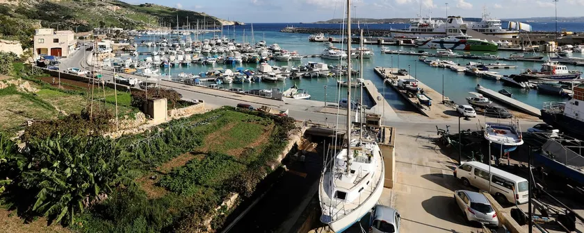Mgarr Waterfront Cosy Apartment 2 by Ghajnsielem Gozo - Image 1