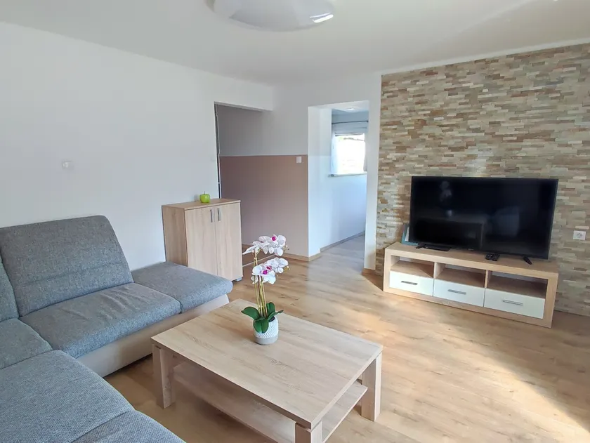 Apartma Mojca - Family Stay with Large Balcony - Image 1