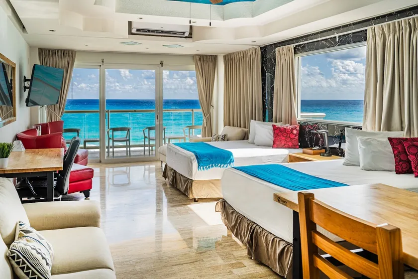 Beachfront, Top Location, Kitchen, Sunrise+Sunset - Image 1