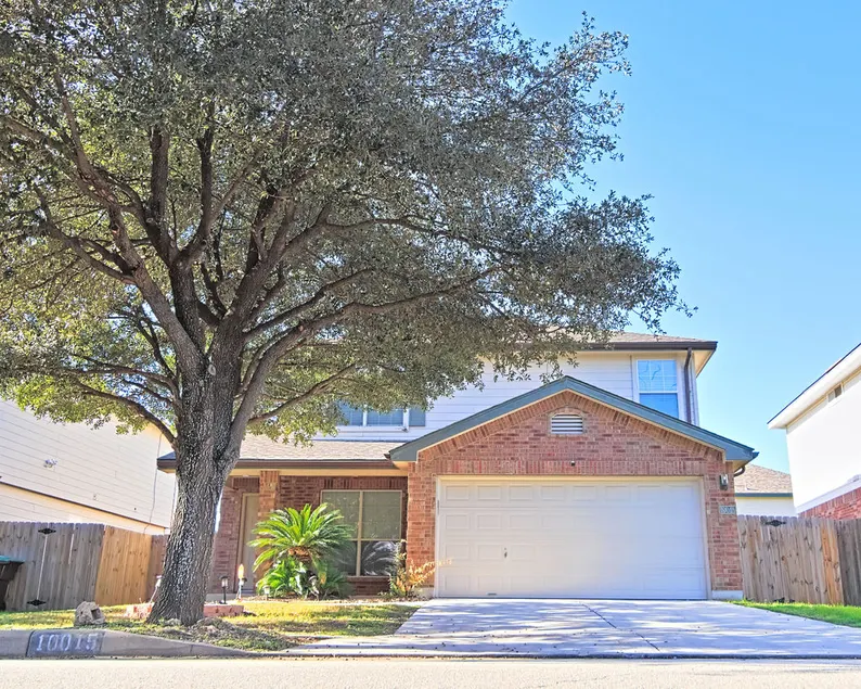 20% OFF 3BD2.5BA | Near Six Flags, UTSA/Med Center - Image 1