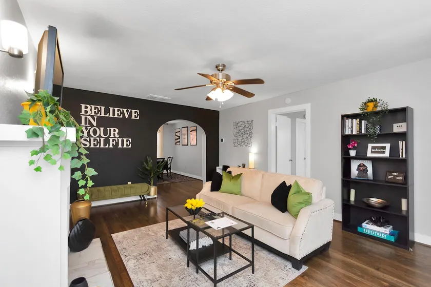 Gated 2BR Hidden Gem| Near Metro to NRG Stadium - Image 1