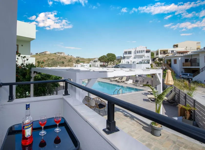 Kasapa - Apartment 1 Bedroom with Pool View - Image 1