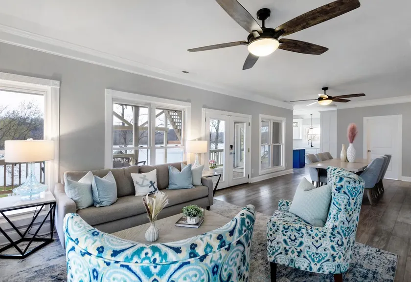 Private Waterfront Tranquil Retreat 8 beds - Image 1