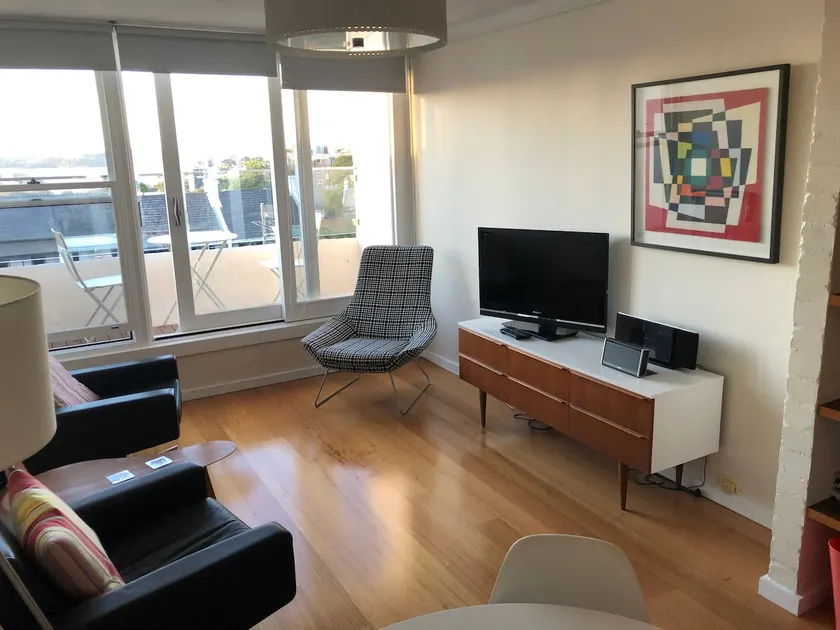 1 bedroom apartment in Paddington with beautiful view - Image 1