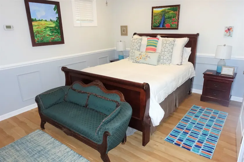 Mt. Pleasant Charming Suite near Beach, Charleston - Image 1