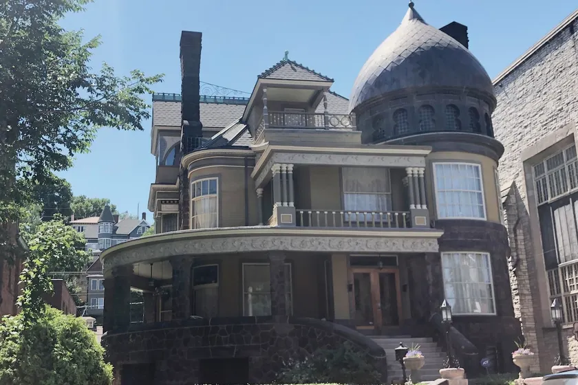 Fannie Stout House Apt 5 - Image 1