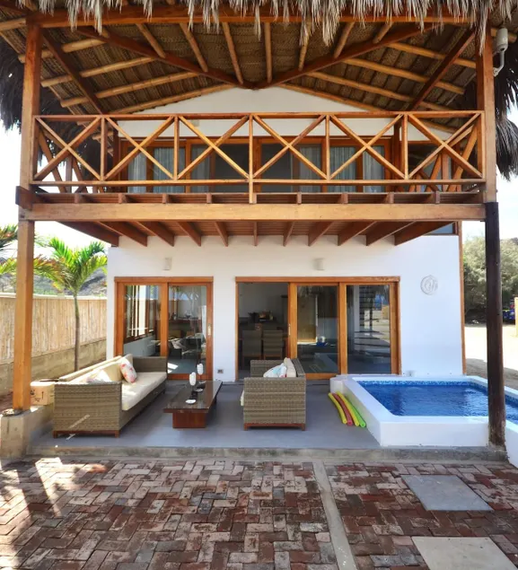 Casa Naia-Escape to the charm of Canoas de Punta Sal - Image 1