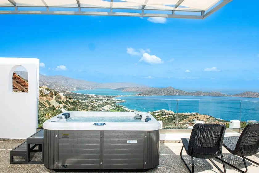 Junior Suite - Private Jacuzzi - Adults Only - Image 1