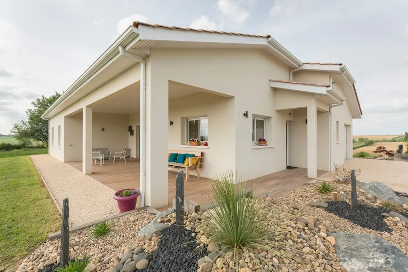 new house with exceptional views - Image 1