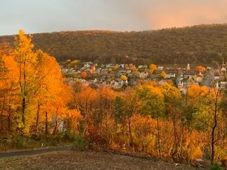 Little Mountain Getaway - Image 1