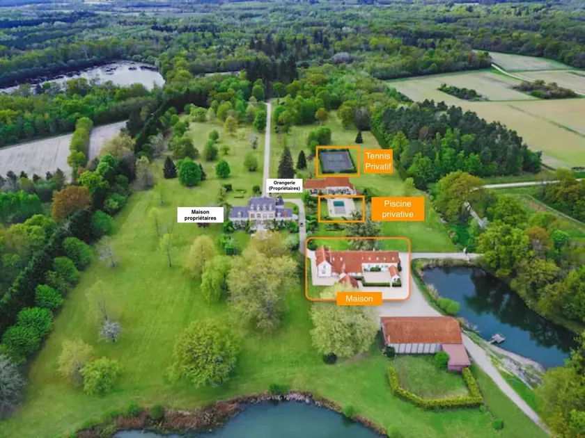 Petite Ville Estate - Image 1