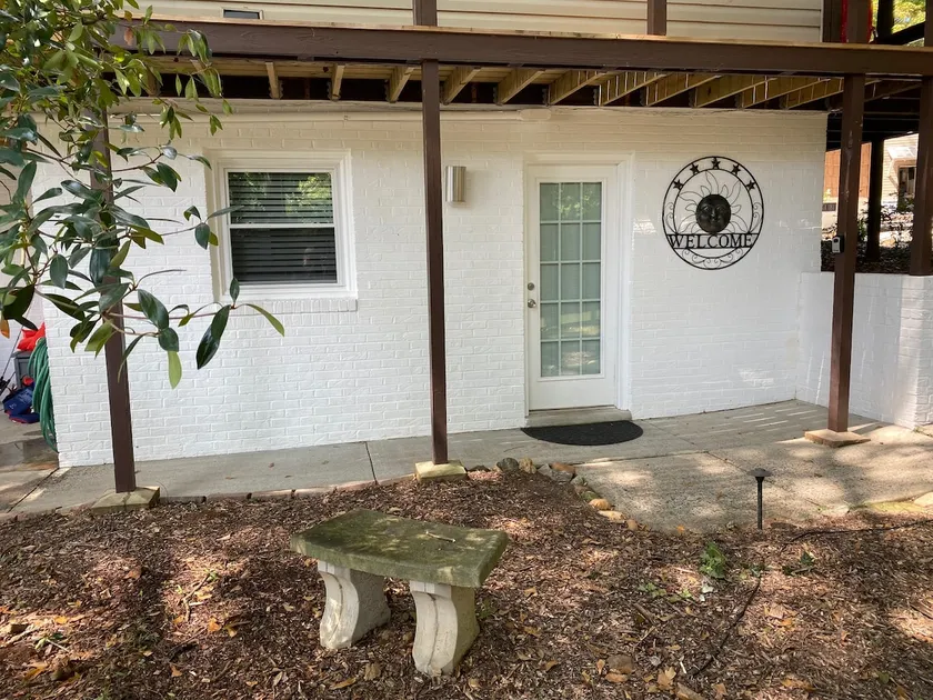 Belmont NC Riverfront 2-Bedroom Garden Suite - Image 1