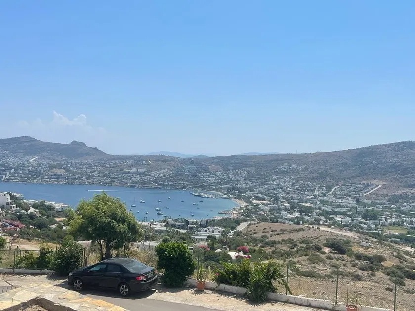Studio Apartment with Full View Close to the Sea and the Center - Image 1