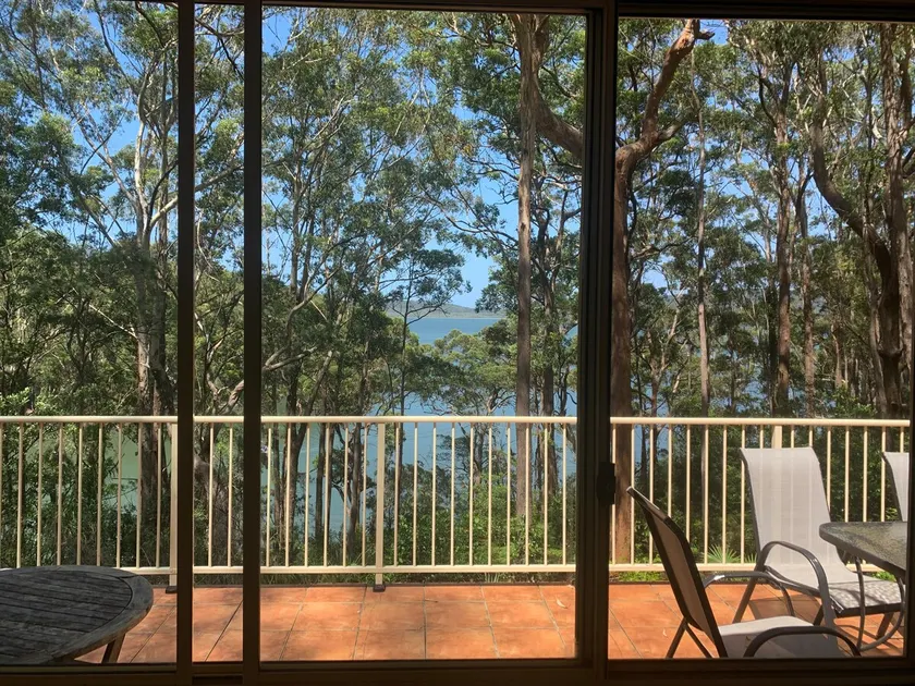 Aqua Vista - Relax Water and Tree Views Holiday - Image 1