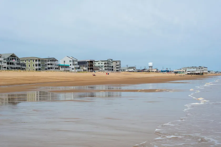 Spacious waterfront free parking &Wi-fi - Image 1