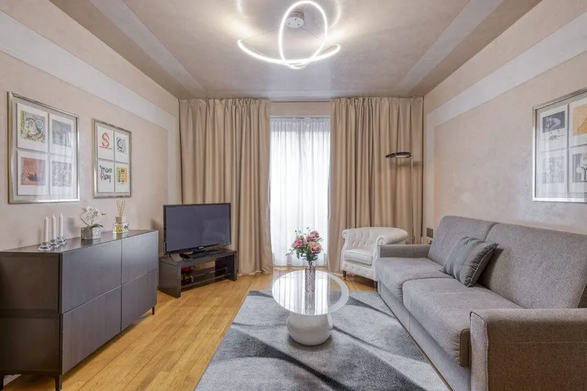 Milan Royal Suites - LUXURY DUOMO - Image 1
