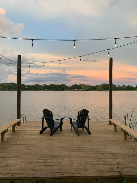 The Blue House on the Lake @ Smithville TX - Image 1