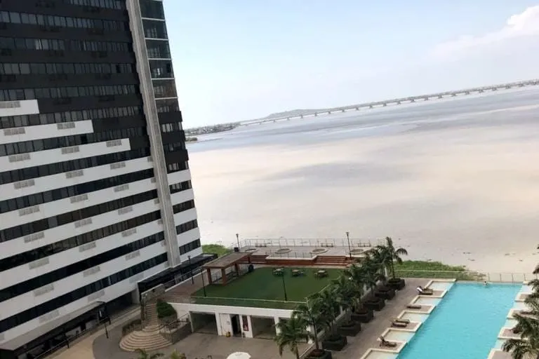 Enjoy an extraordinary experience by the river - Image 1