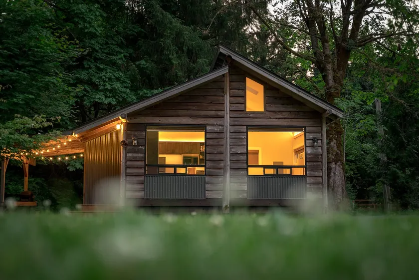 Ansel's Cabin, Riverfront Hot Tub w/MtView - Image 1