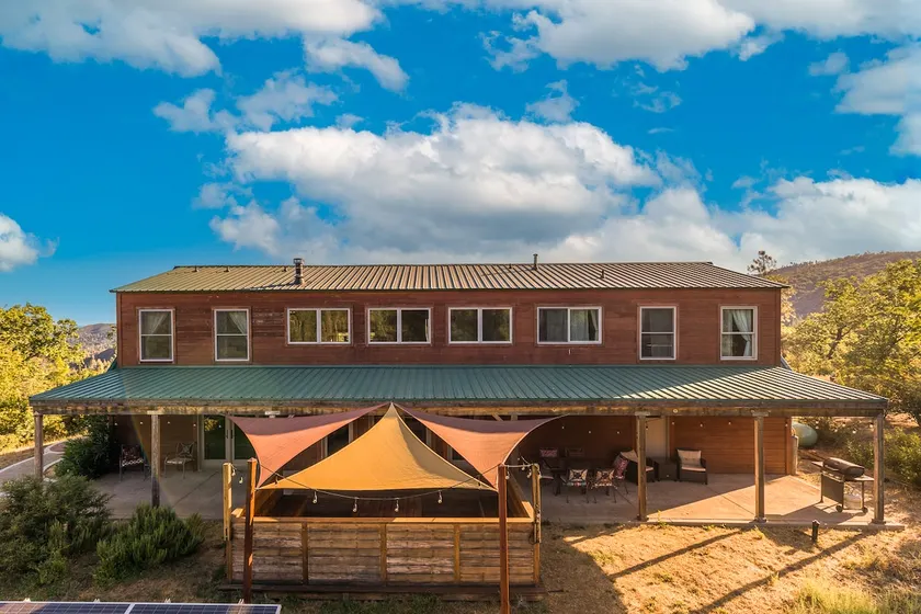 Plumbar Creek Retreat - Image 1