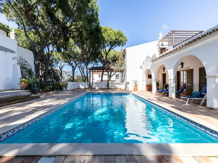 Ross Orange Apartment, piscina, Wifi - Image 1