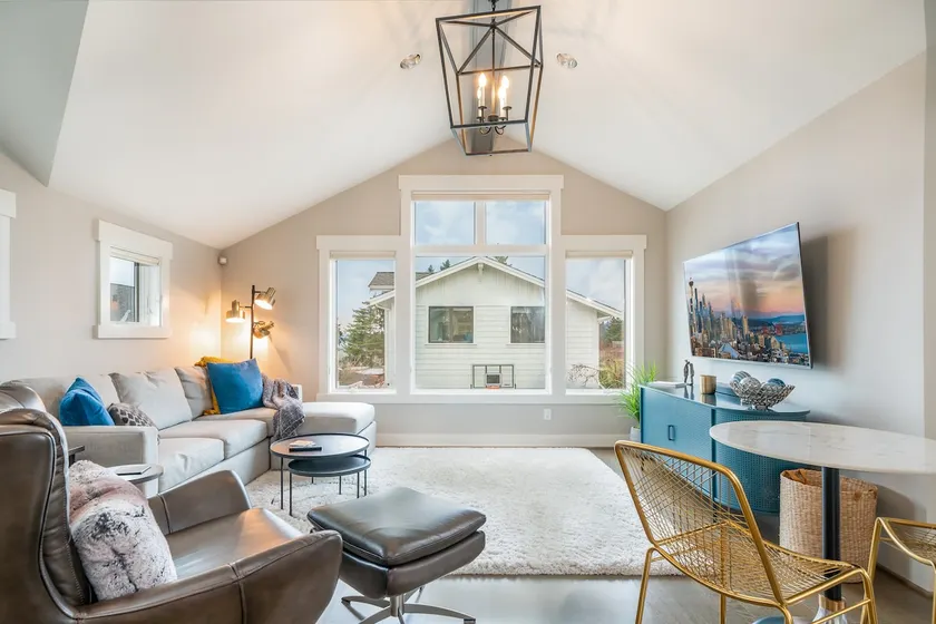 Wonderful Kirkland Guest House near the beach! - Image 1