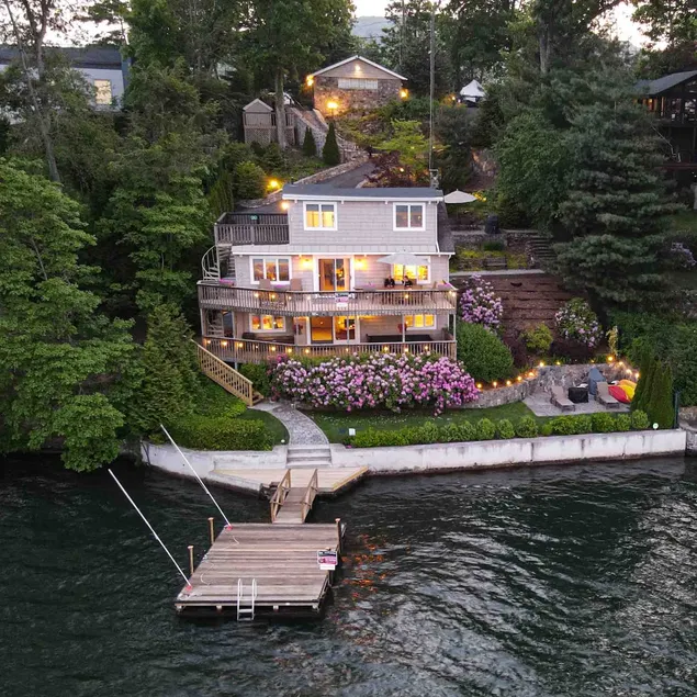 Direct Lakefront Living - Floating Dock, Boat Watching, Kayaks, & EV Charger - Image 1