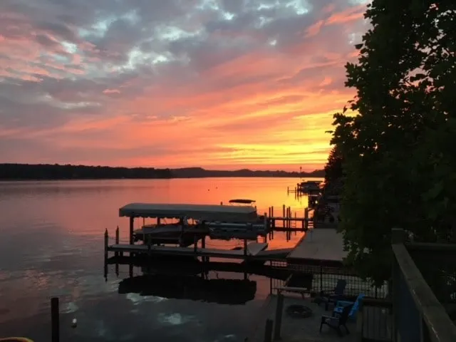 Waterfront Pentwater Lake -Can't get much closer! - Image 1