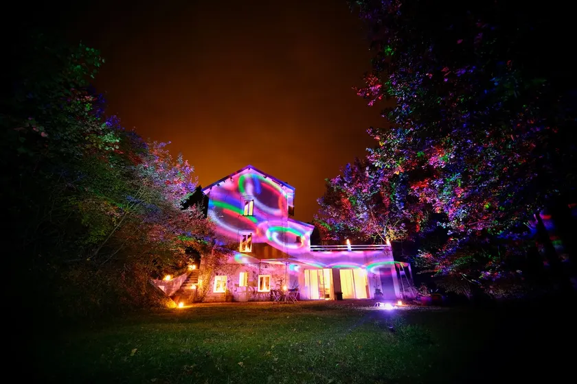 Detached house, nature, parties allowed 24/7 - Image 1