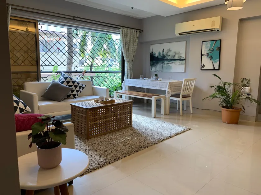 *Quiet and Cozy* 1 BHK * Bandra Ocean Side *WIFI* - Image 1
