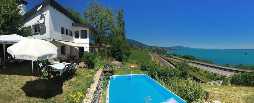Panoramic view, lake, garden, pool, nature… - Image 1