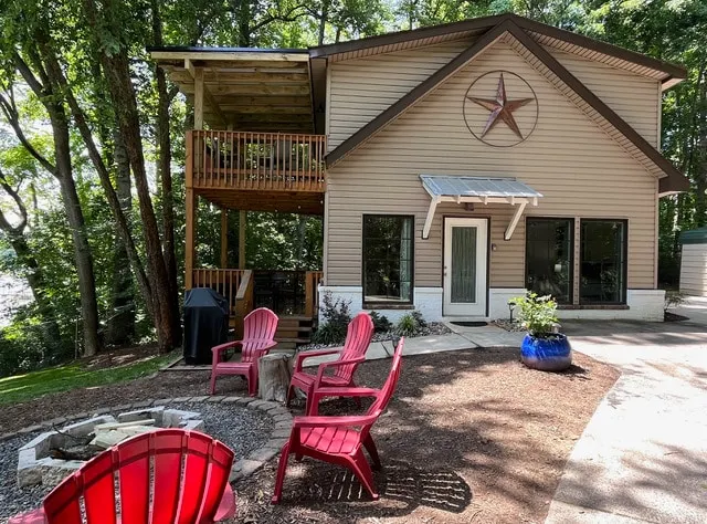 3-BDR Direct Waterfront Cottage - Image 1