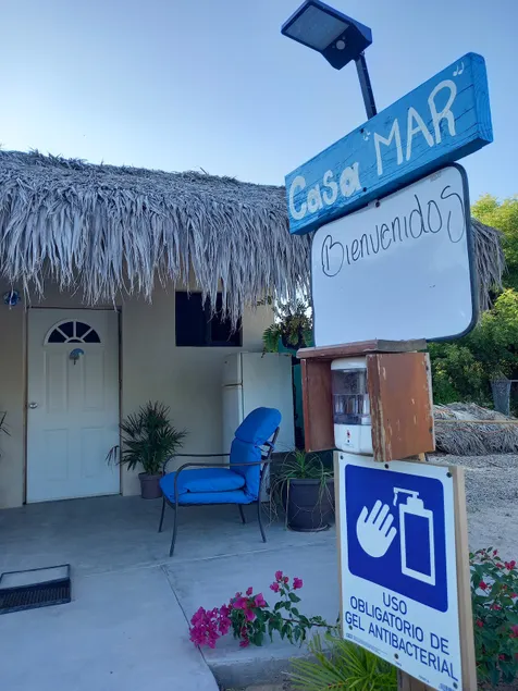 A beach house that's comfortable, nice and super clean - Image 1