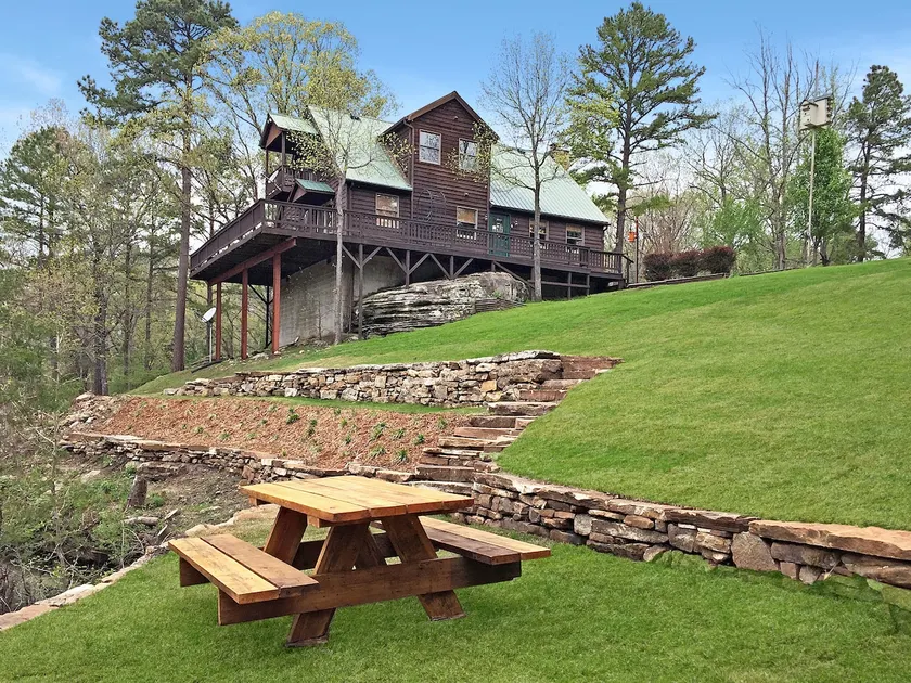 House On The Rock - Ozark National Forest / White River - Image 1