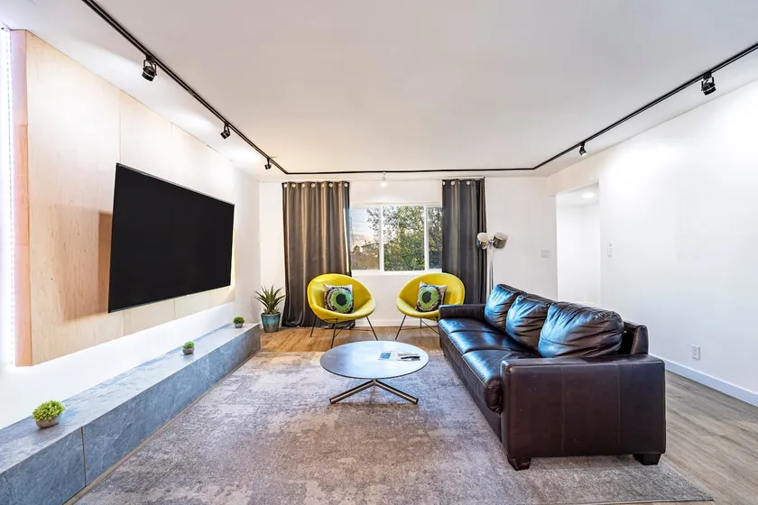 Delightful TV show apartment in Garden Grove - Image 1