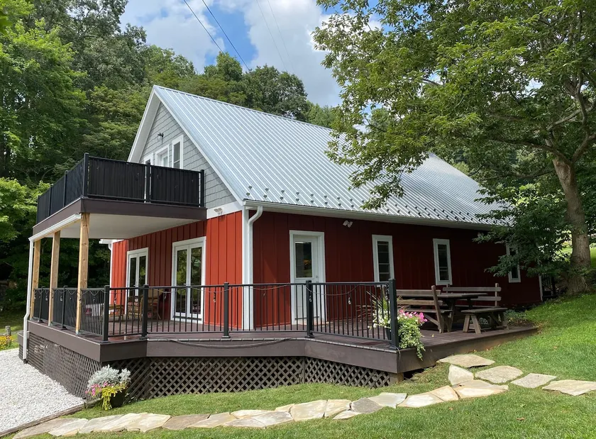 Celo Valley Retreat, with Awesome View - Image 1