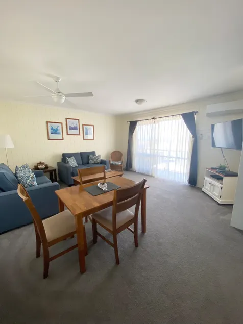1 Bedroom Executive ocean view apartment - Image 1