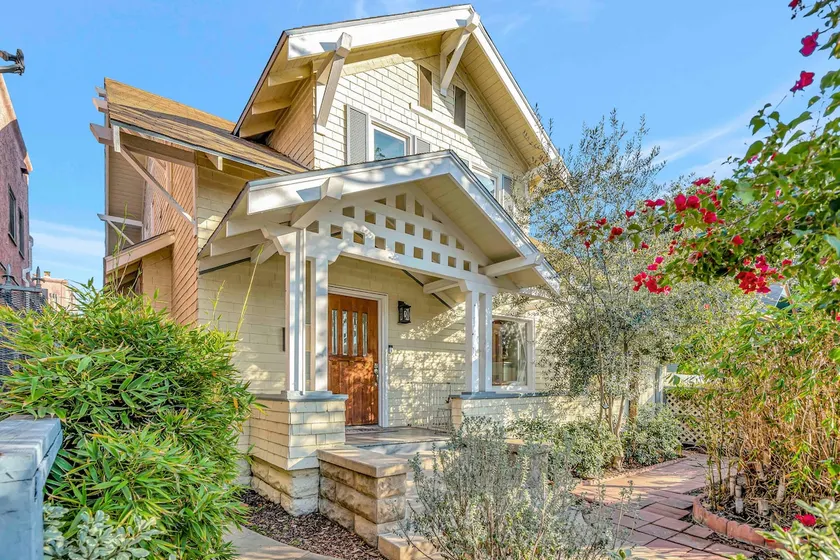 Spacious historic home w/ parking, big yard - Image 1