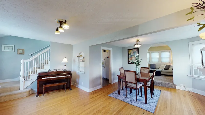 Historic Humble Home near Downtown Peoria - Image 1