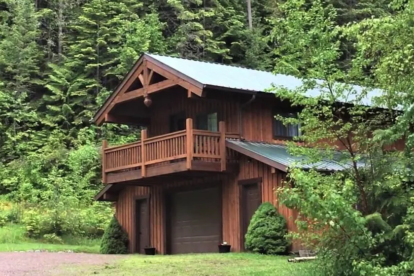 Mountain Cedars Getaway - Image 1