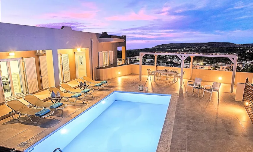 Villa Di Giorgio Heated Pool - Image 1