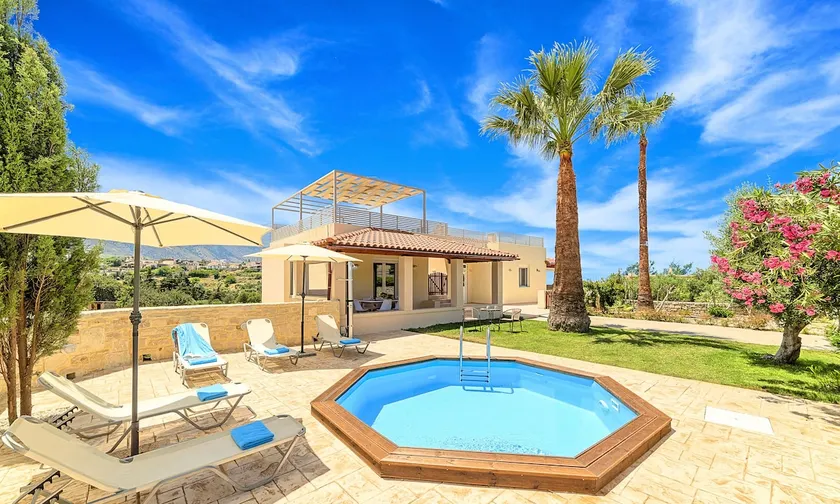 Ferienhaus mit Terrasse, Grill und privatem Pool - Image 1