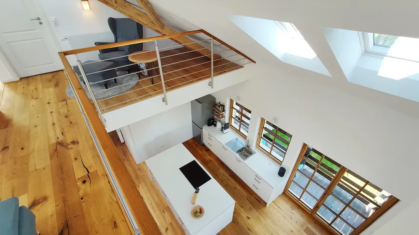 Lovingly modernized, exclusive apartment in a historic farmhouse - Image 1
