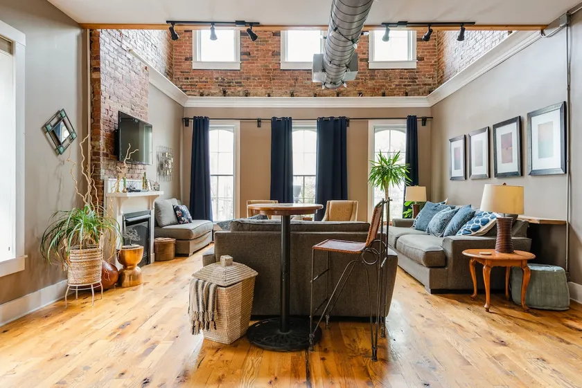 Loft on Market - Image 1